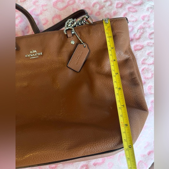 Coach Leather 36600 Tote with Silver Accents
Size: OS - Picture 6 of 13